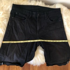 Uniqlo 30X34 Long Shorts